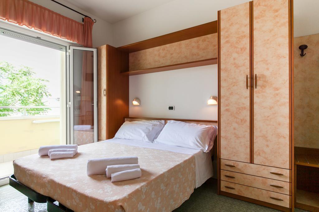גאטאו א מארה Hotel Sandra חדר תמונה