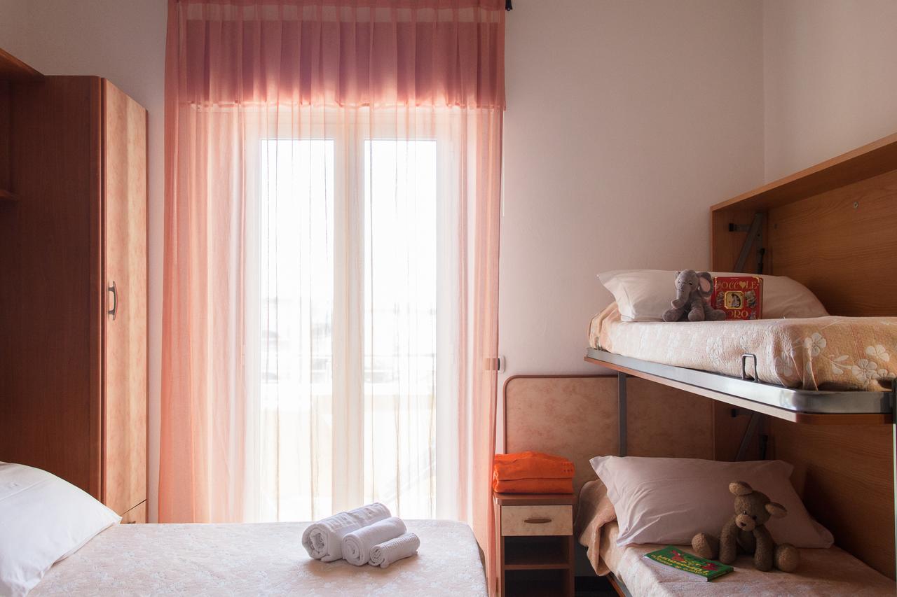 גאטאו א מארה Hotel Sandra מראה חיצוני תמונה